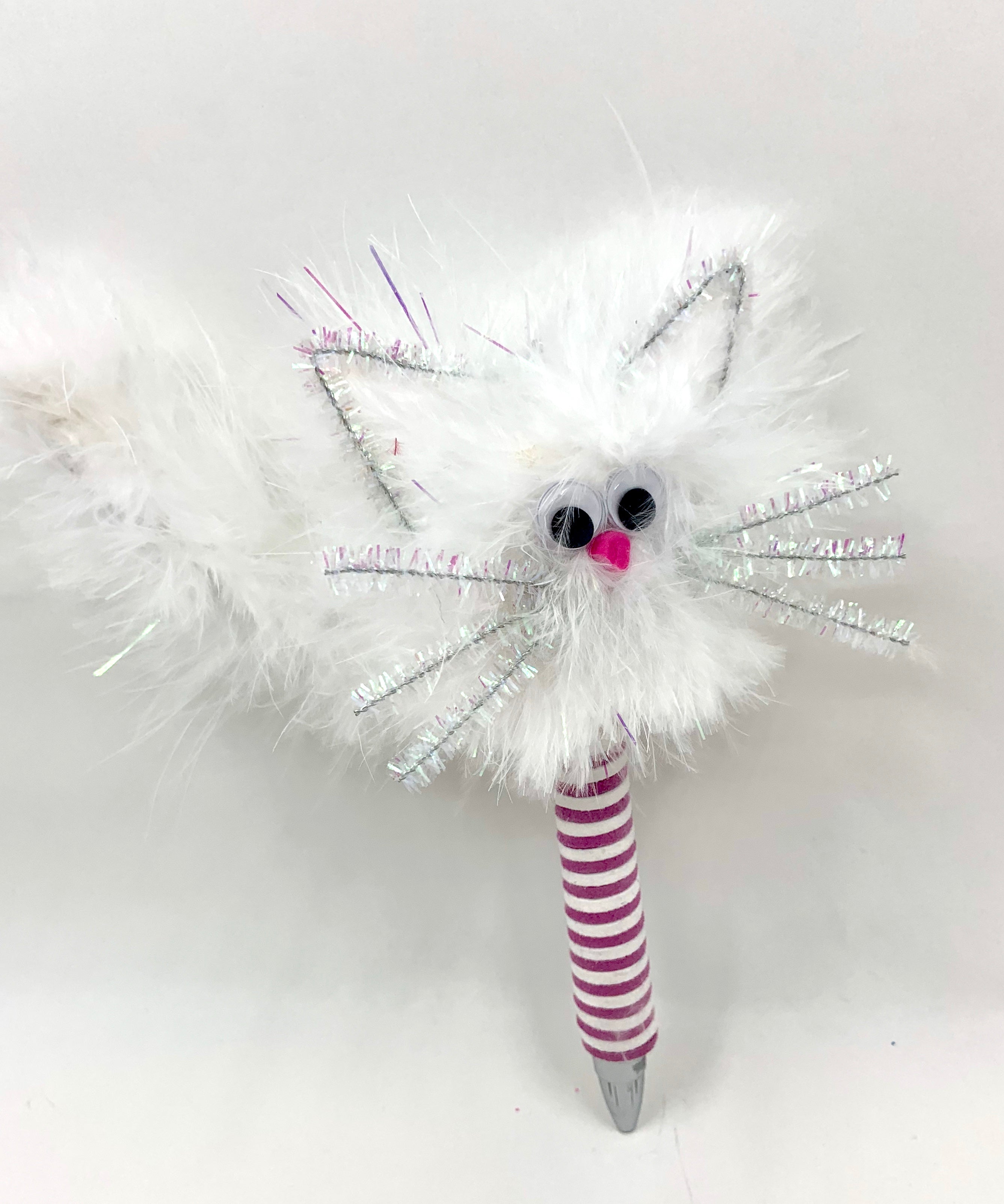 Fluffy Cat Pen